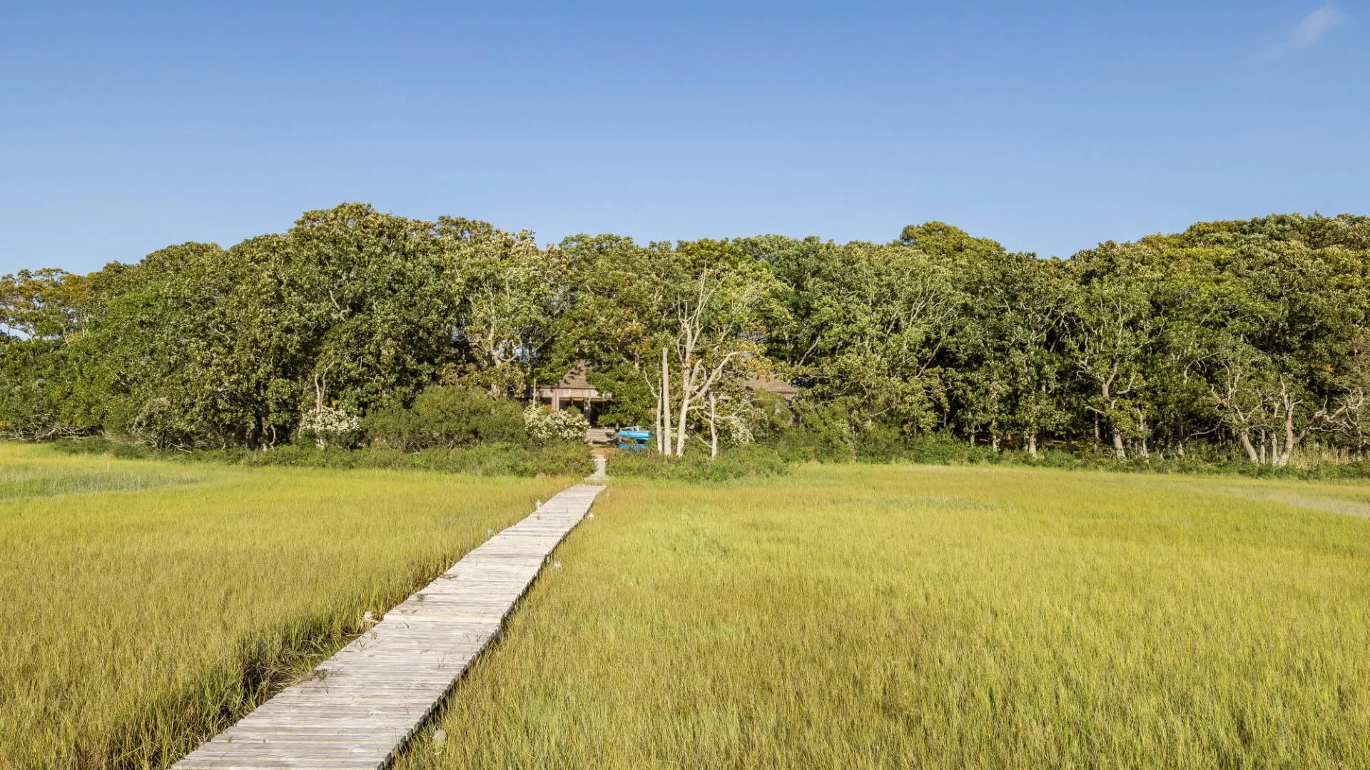 Property at 100 Gerard Dr, East Hampton, NY 11937 9