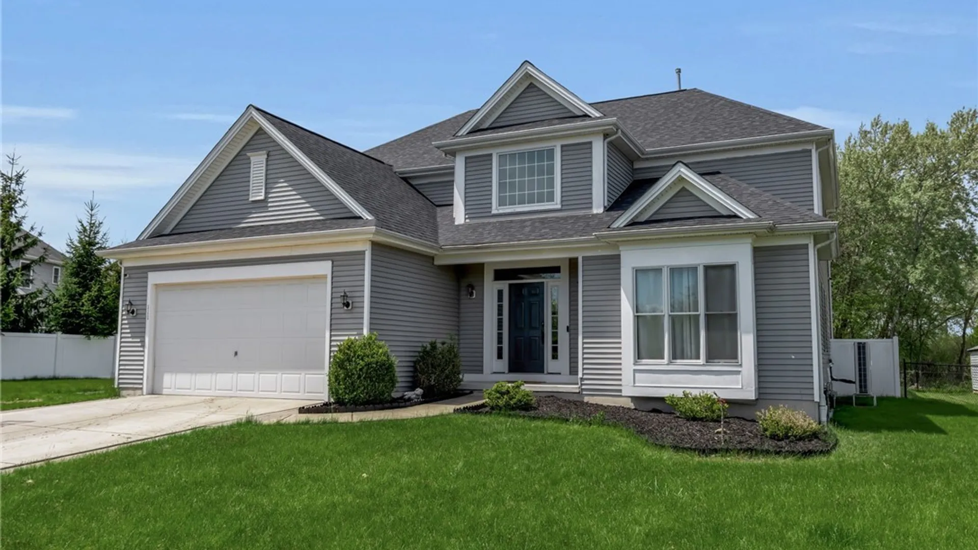 Property at 111 Caldwell Drive, West Seneca, NY 14224 4