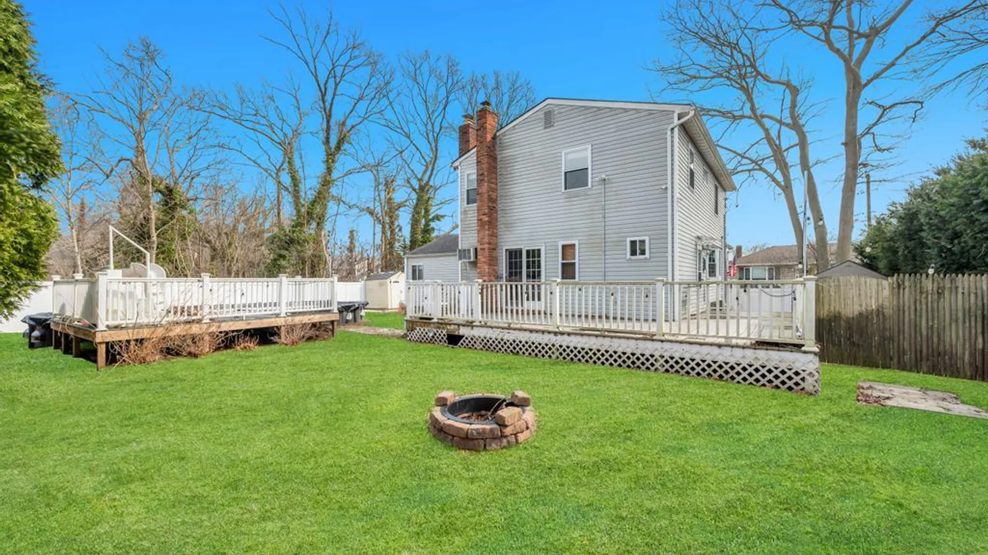 Property at 175 Shelby Avenue, Holbrook, NY 11741 20