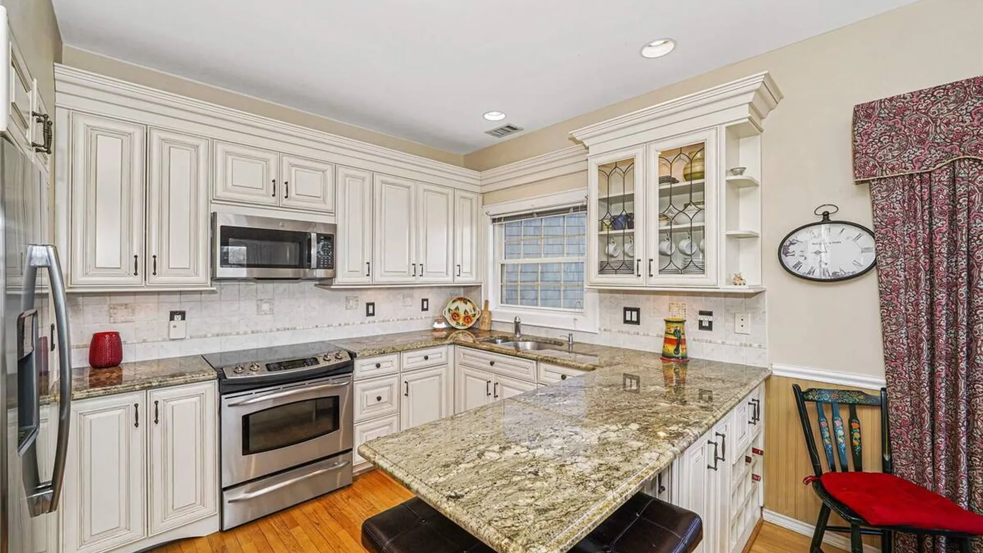 Property at 40 Stirling Cove, Greenport, NY 11944 4