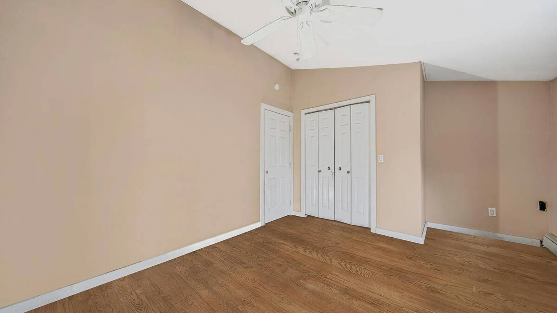 Property at 273 N Country Road, Miller Place, NY 11764 21