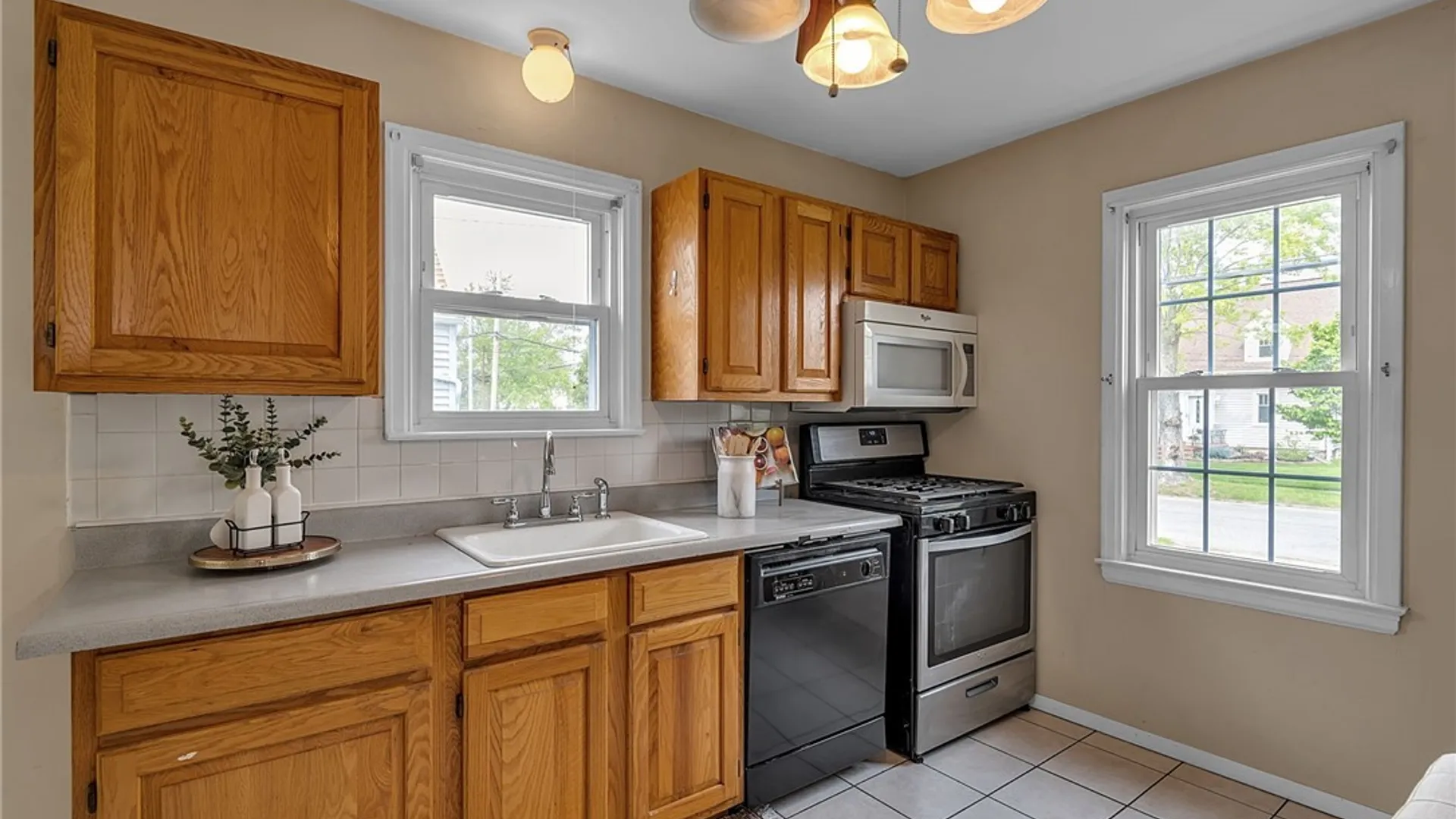 Property at 380 Springville Avenue, Amherst, NY 14226 19