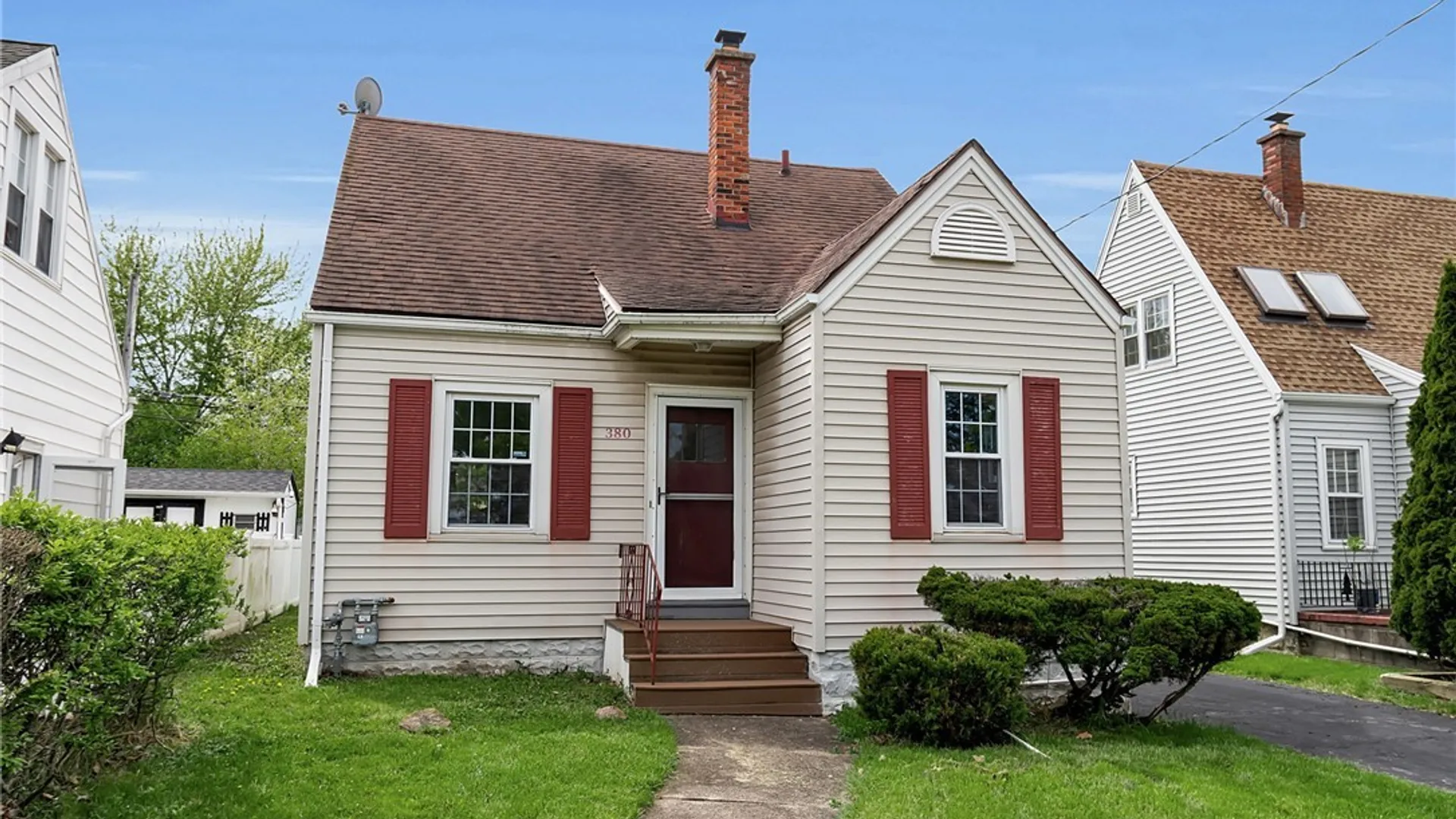 Property at 380 Springville Avenue, Amherst, NY 14226 5