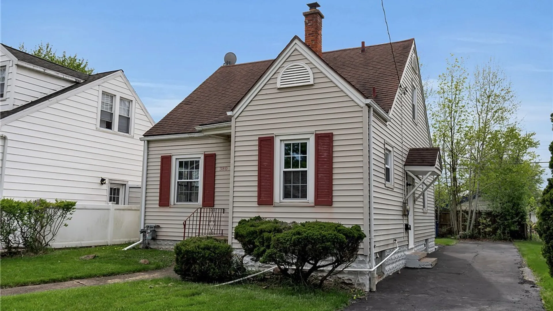Property at 380 Springville Avenue, Amherst, NY 14226 6