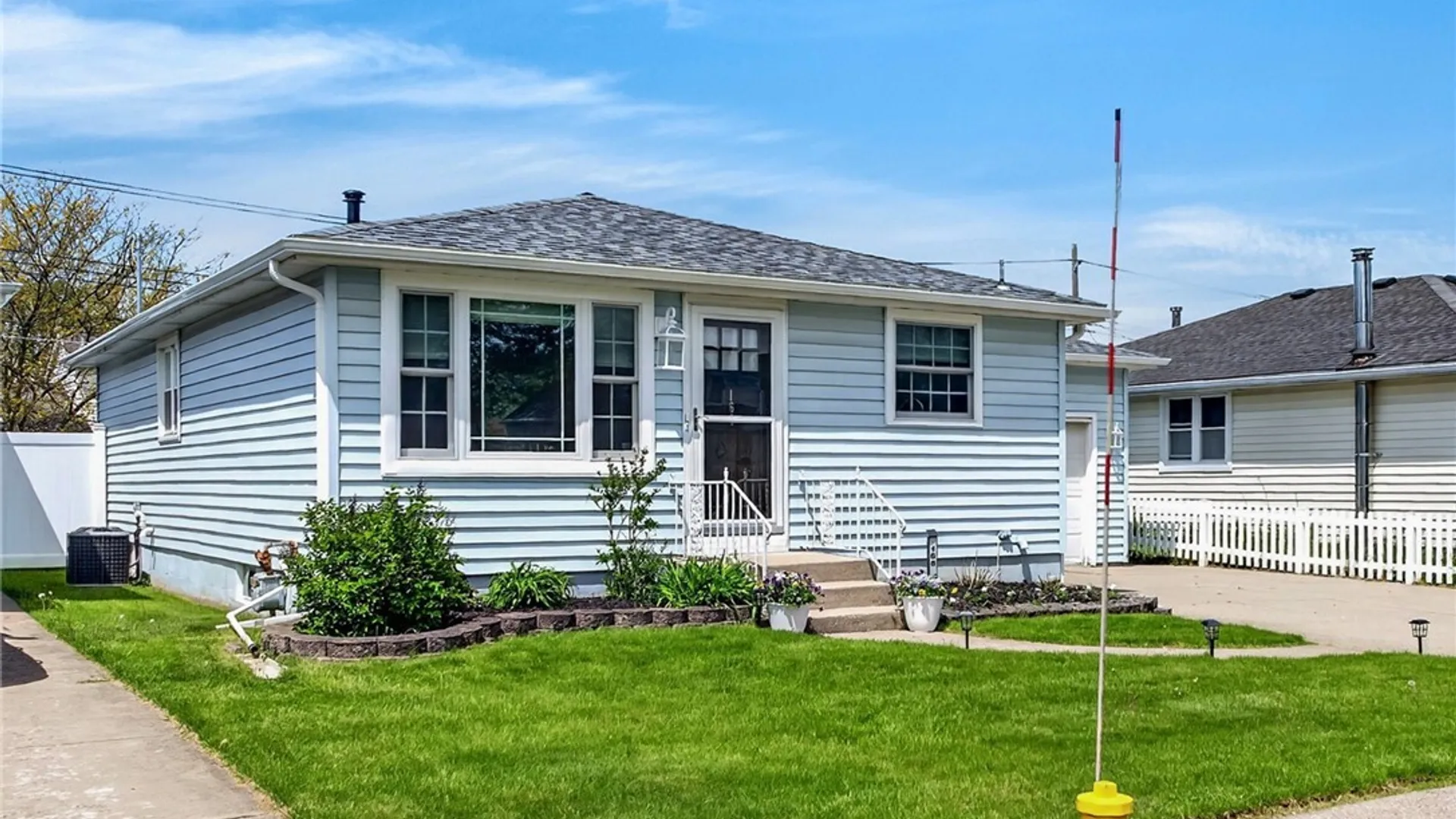 Property at 166 Dean Road, Cheektowaga, NY 14043 3