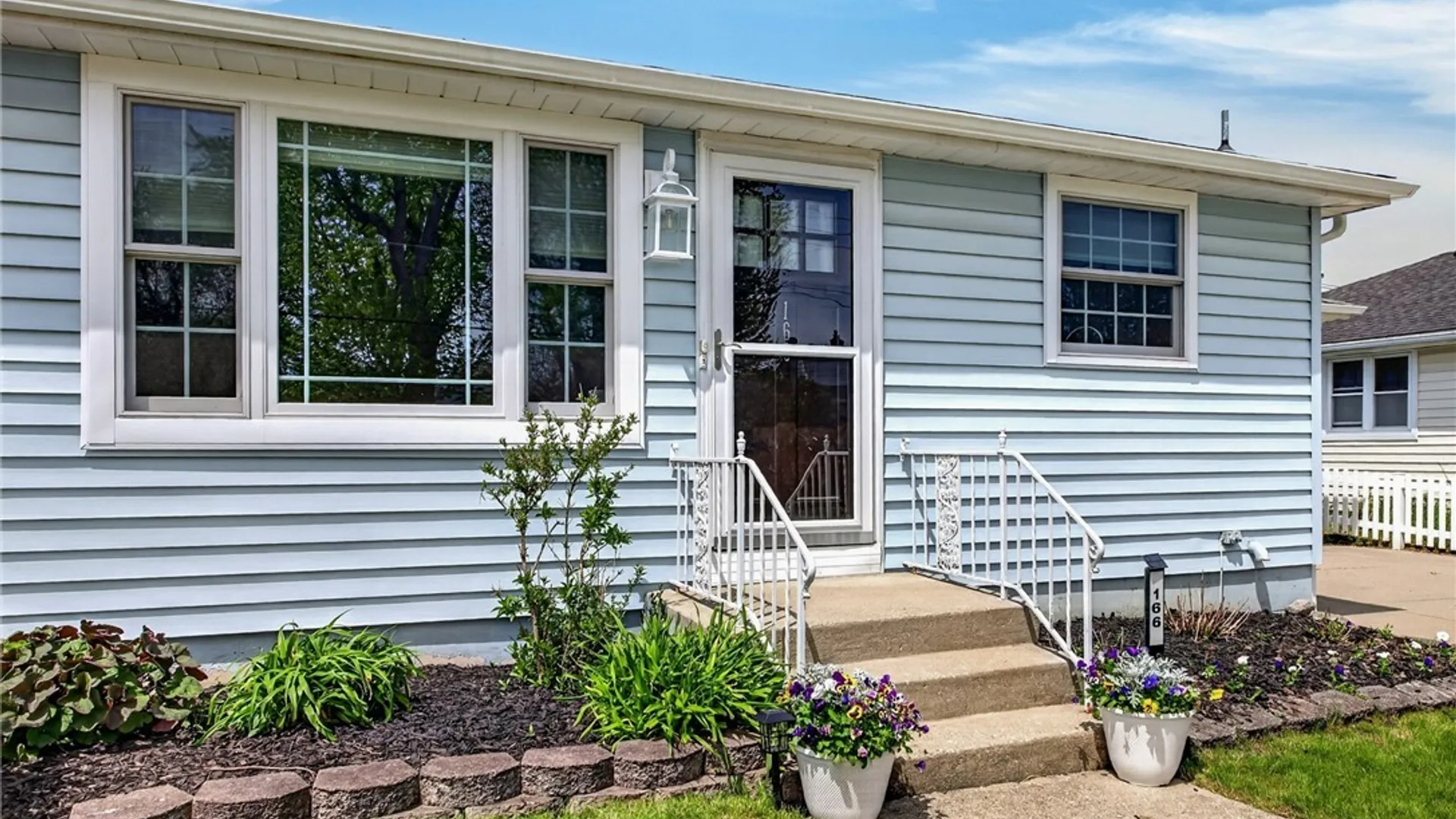 Property at 166 Dean Road, Cheektowaga, NY 14043 4