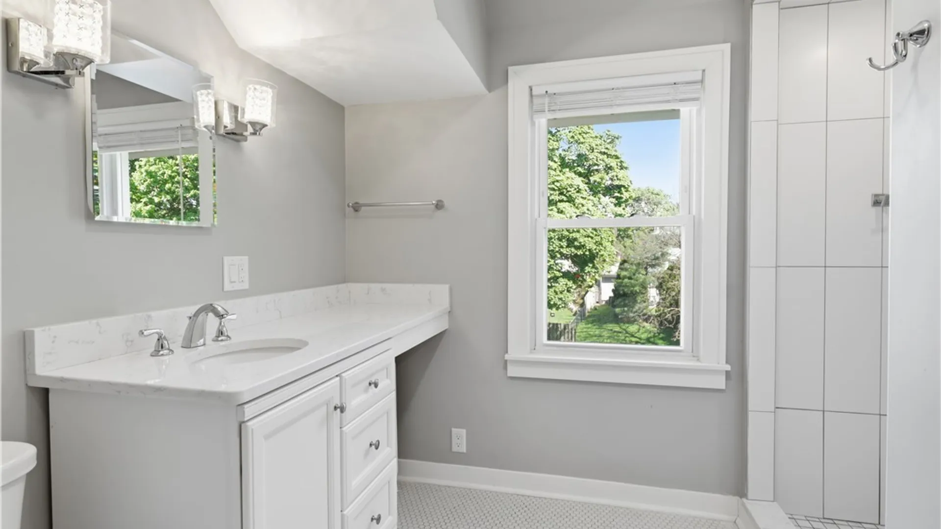 Property at 6420 Quaker Street, Orchard Park, NY 14127 21