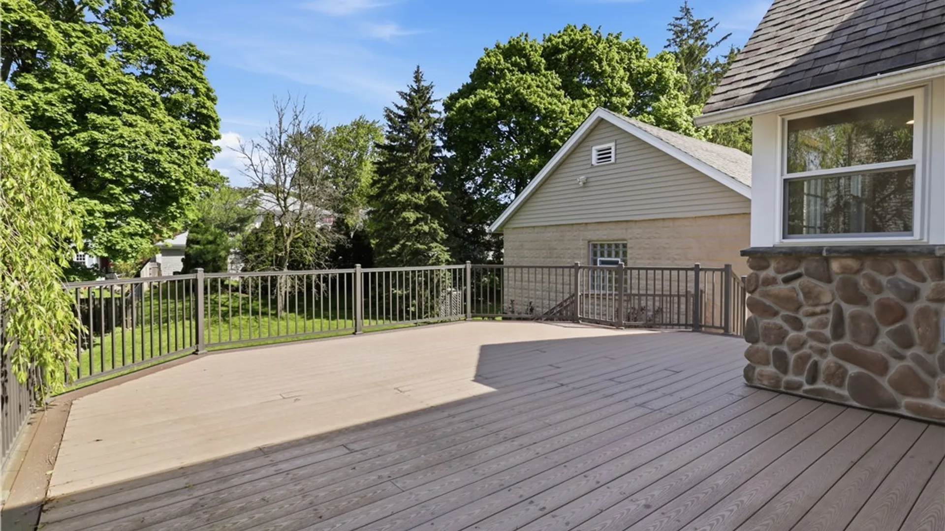 Property at 6420 Quaker Street, Orchard Park, NY 14127 31
