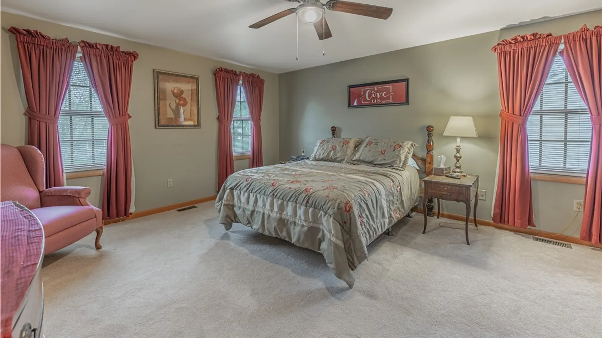 Property at 5504 Hallmark Lane, Lockport Town, NY 14094 24