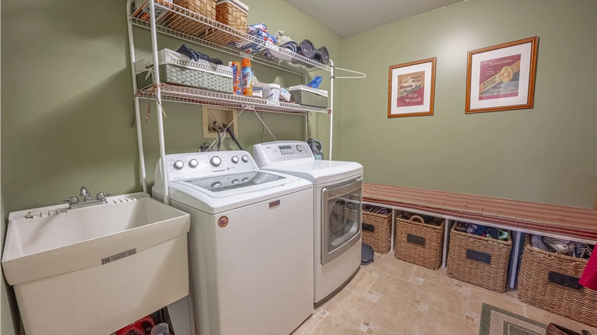Property at 5504 Hallmark Lane, Lockport Town, NY 14094 29