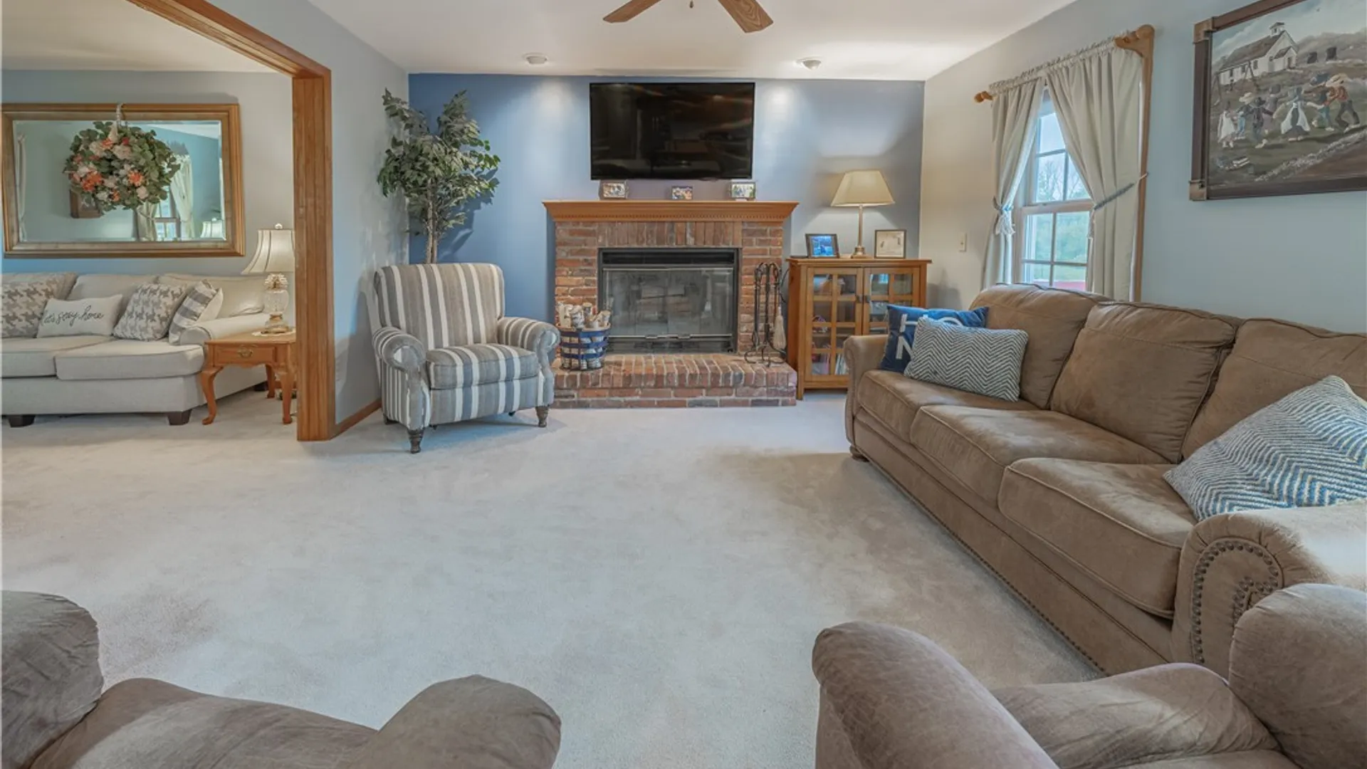 Property at 5504 Hallmark Lane, Lockport Town, NY 14094 8