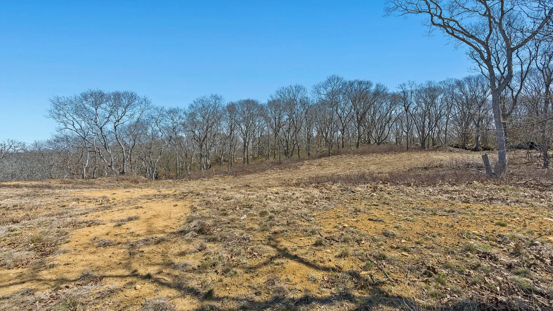 Property at 6 Fort Pond Lane, Montauk, NY 11954 8