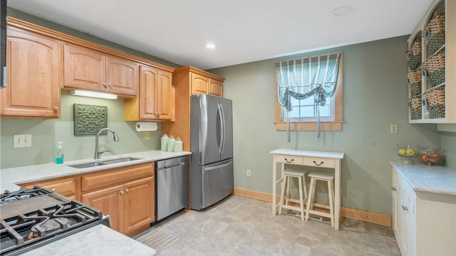 Property at 32 Morris Street, Auburn, NY 13021 14