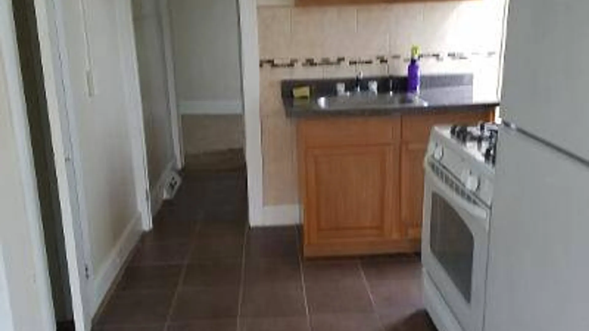 Property at 81 BALDWIN ST, Binghamton, NY 13903 3