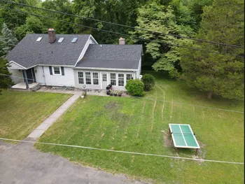 Property at 5 Hauns Hl, Saugerties, NY 12477