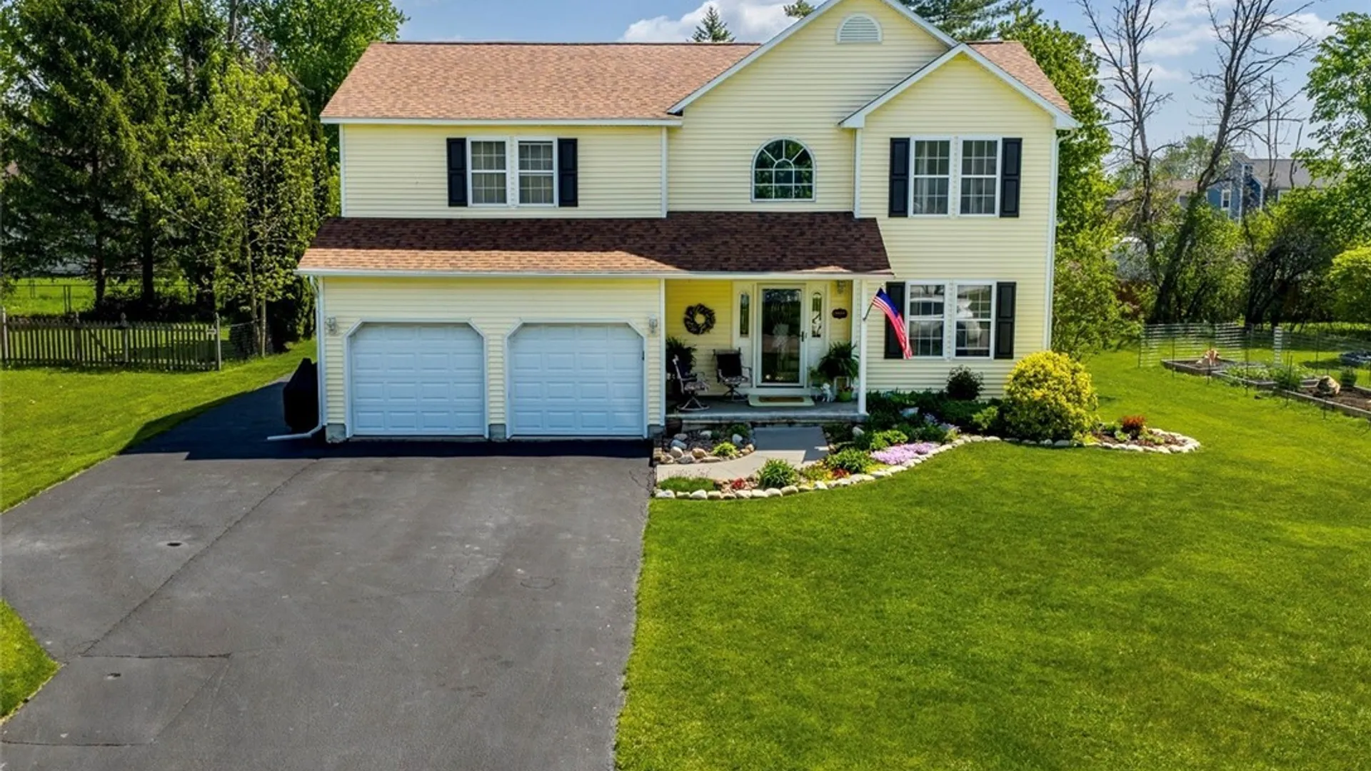 Property at 8624 Disraeli Path, Cicero, NY 13039 2
