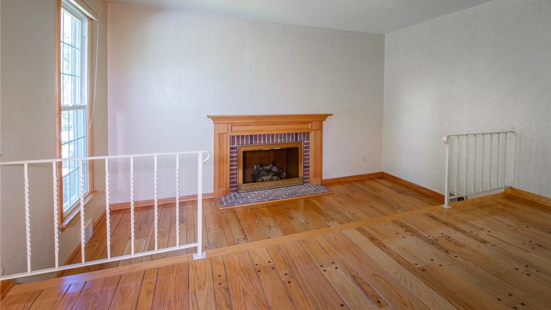 Property at 18 High Hill Drive, Pittsford, NY 14534 10