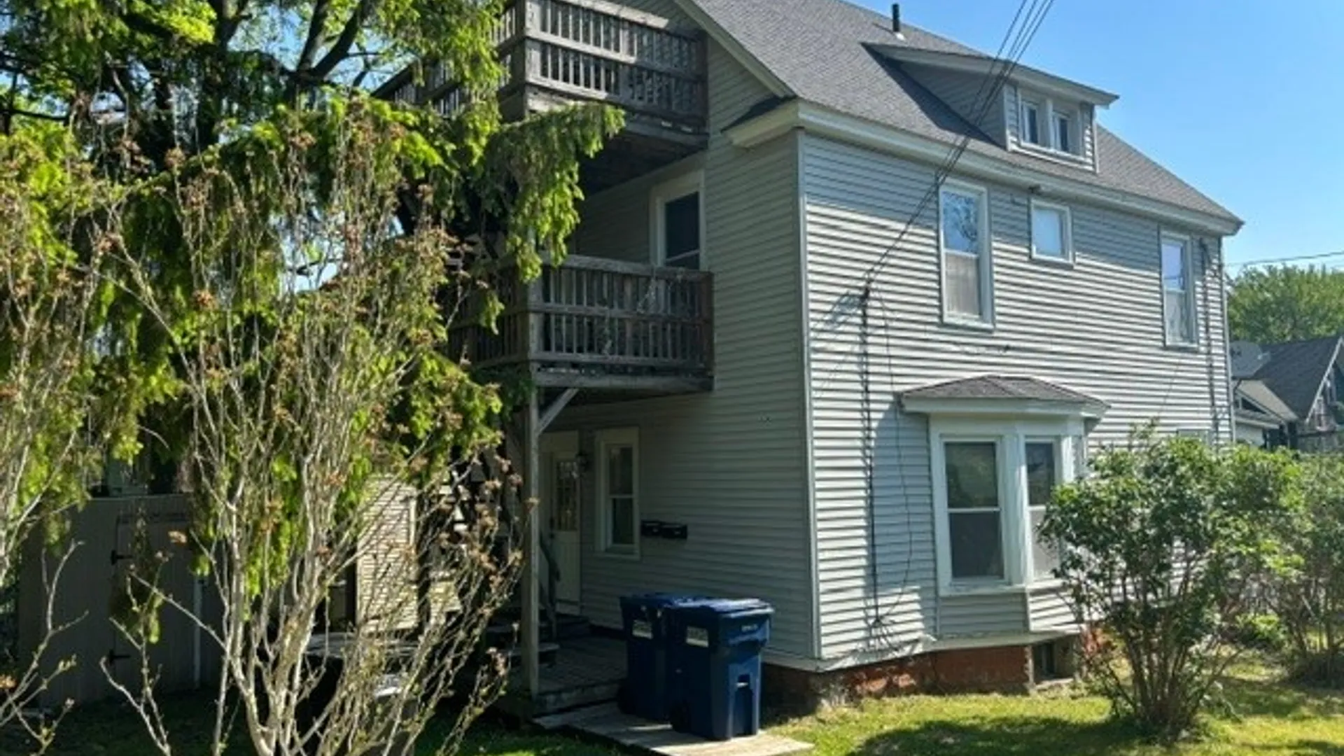 Property at 125 Kensington & Lancaster Road, Syracuse, NY 13210 4