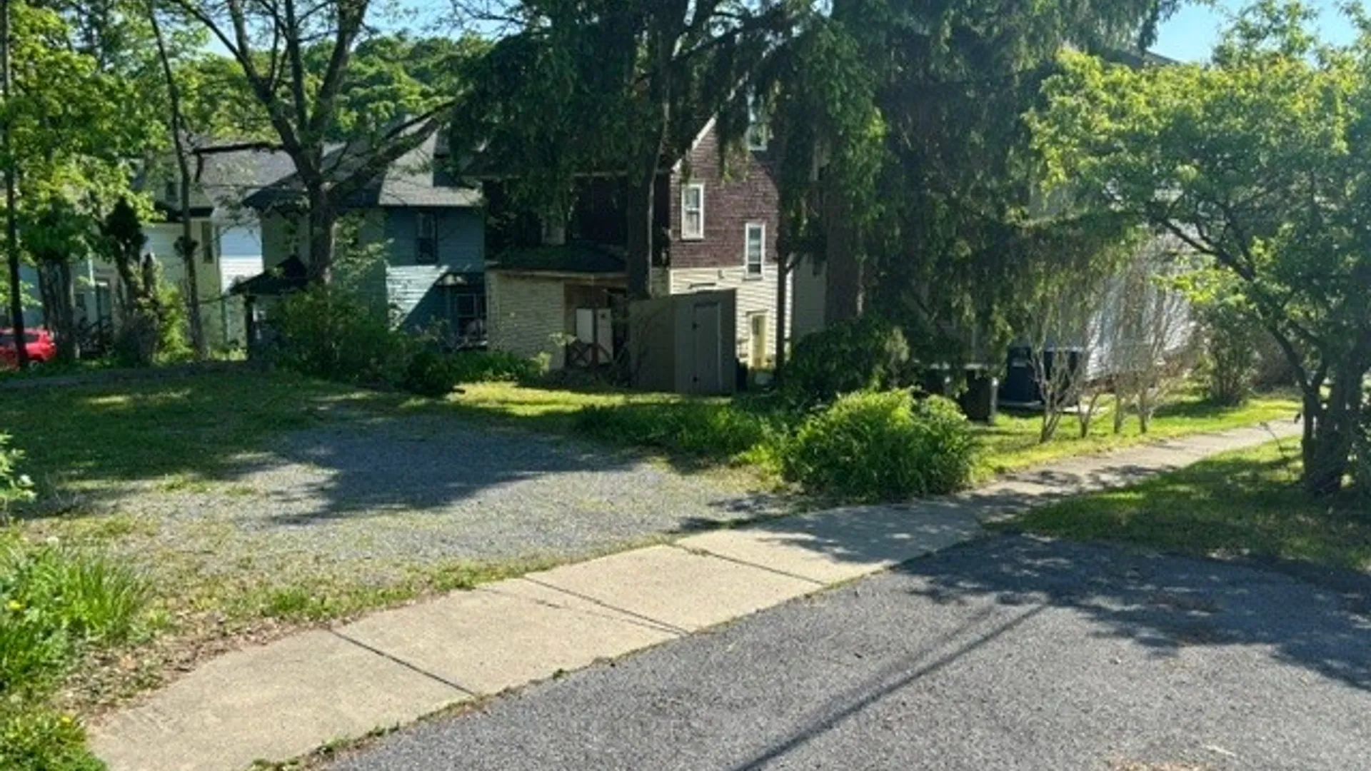 Property at 125 Kensington & Lancaster Road, Syracuse, NY 13210 5