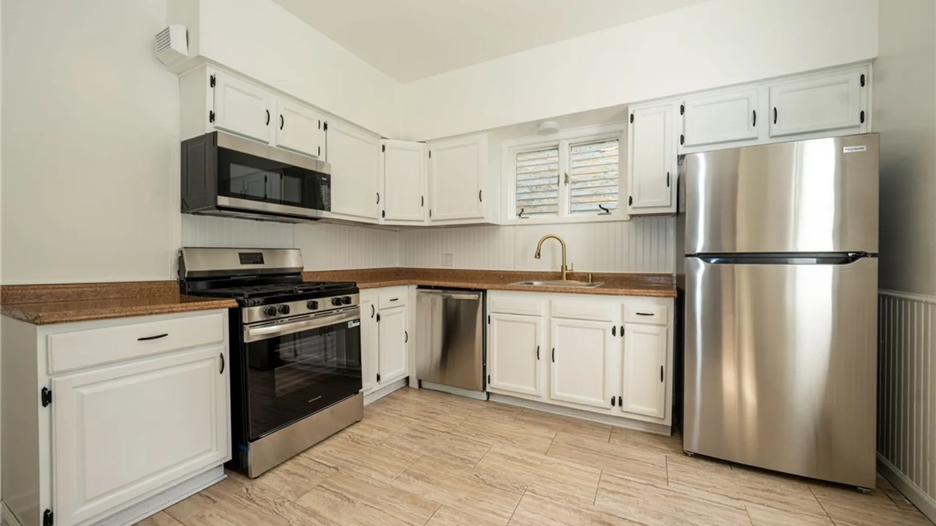 Property at 104 Claremont Avenue, Buffalo, NY 14222 9