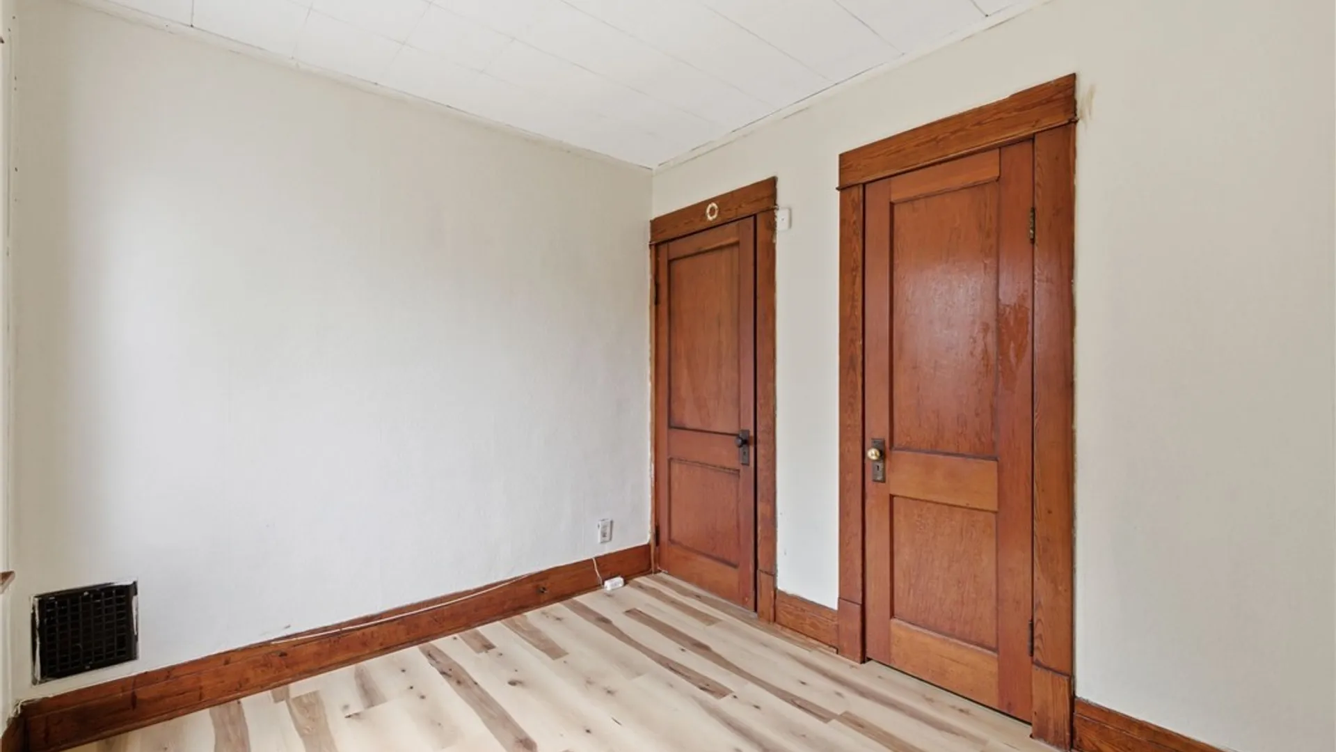 Property at 53 Hazelwood Avenue, Buffalo, NY 14215 16