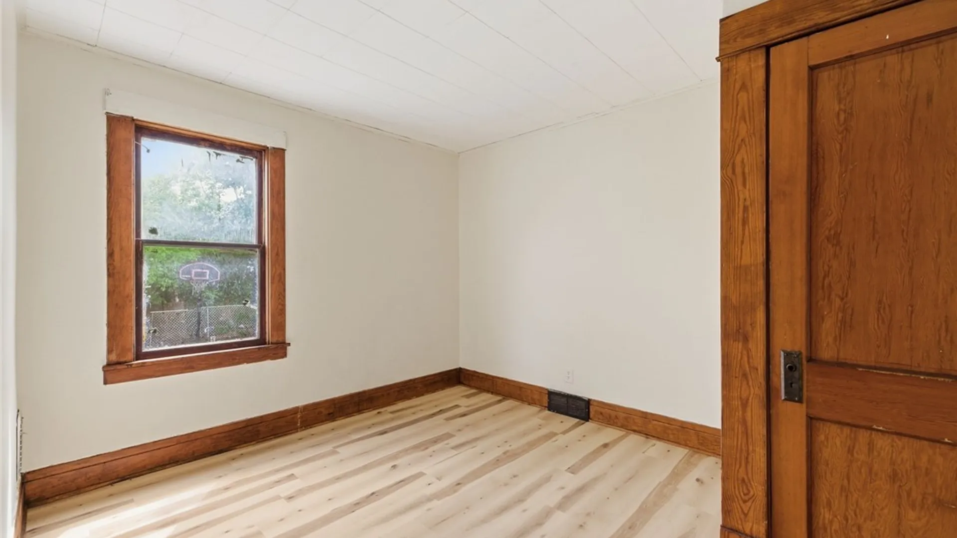 Property at 53 Hazelwood Avenue, Buffalo, NY 14215 17