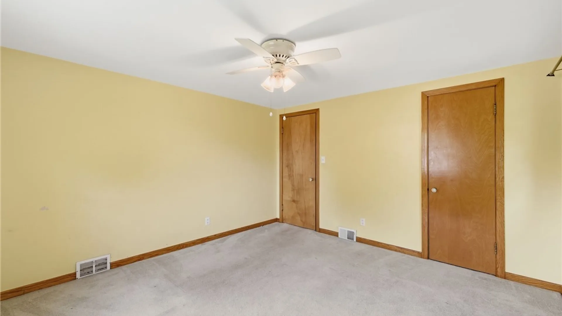 Property at 53 Hazelwood Avenue, Buffalo, NY 14215 33