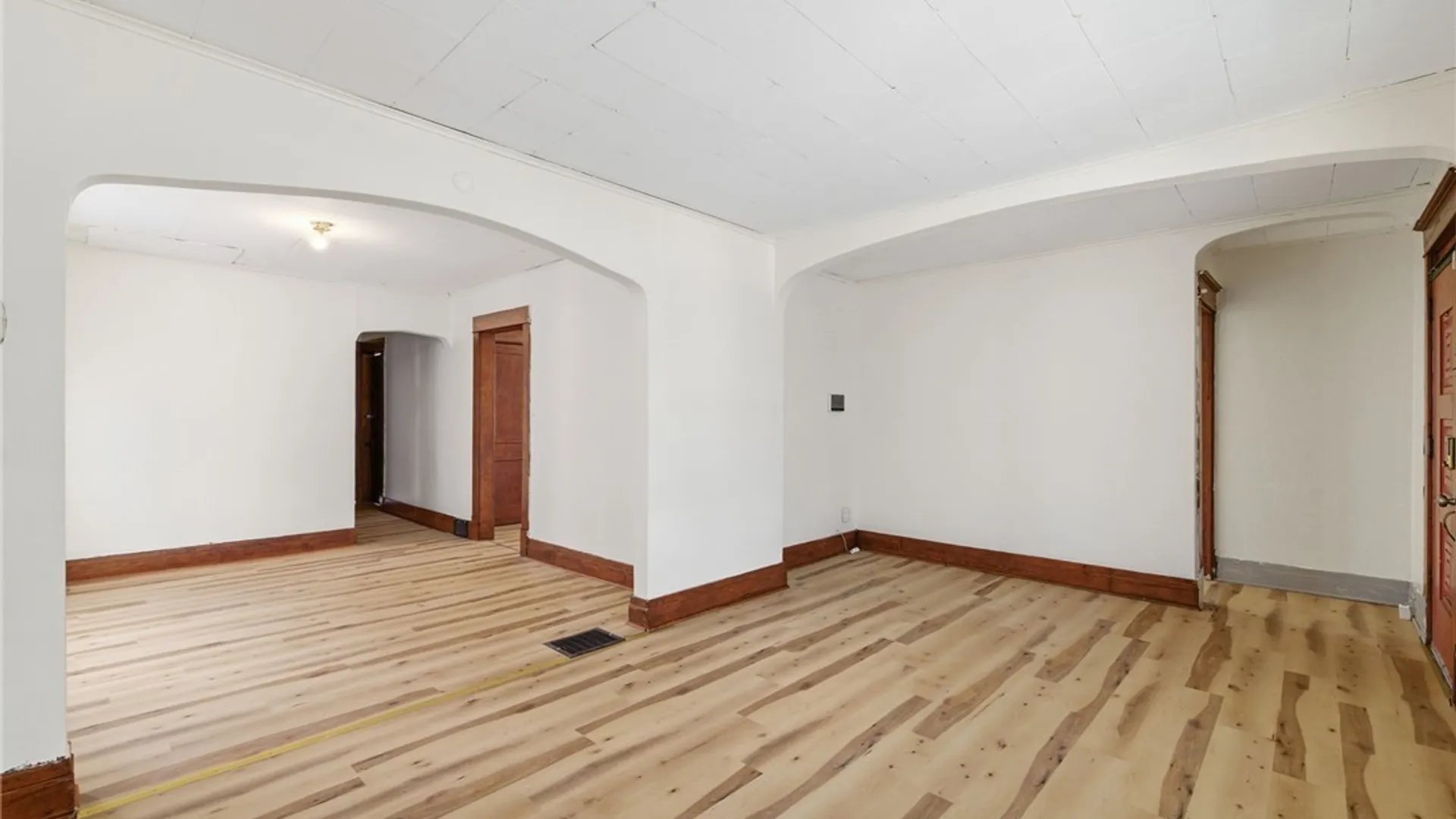Property at 53 Hazelwood Avenue, Buffalo, NY 14215 9
