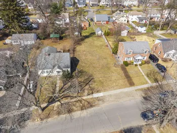 Property at 10 Oxford Road, Albany, NY 12203