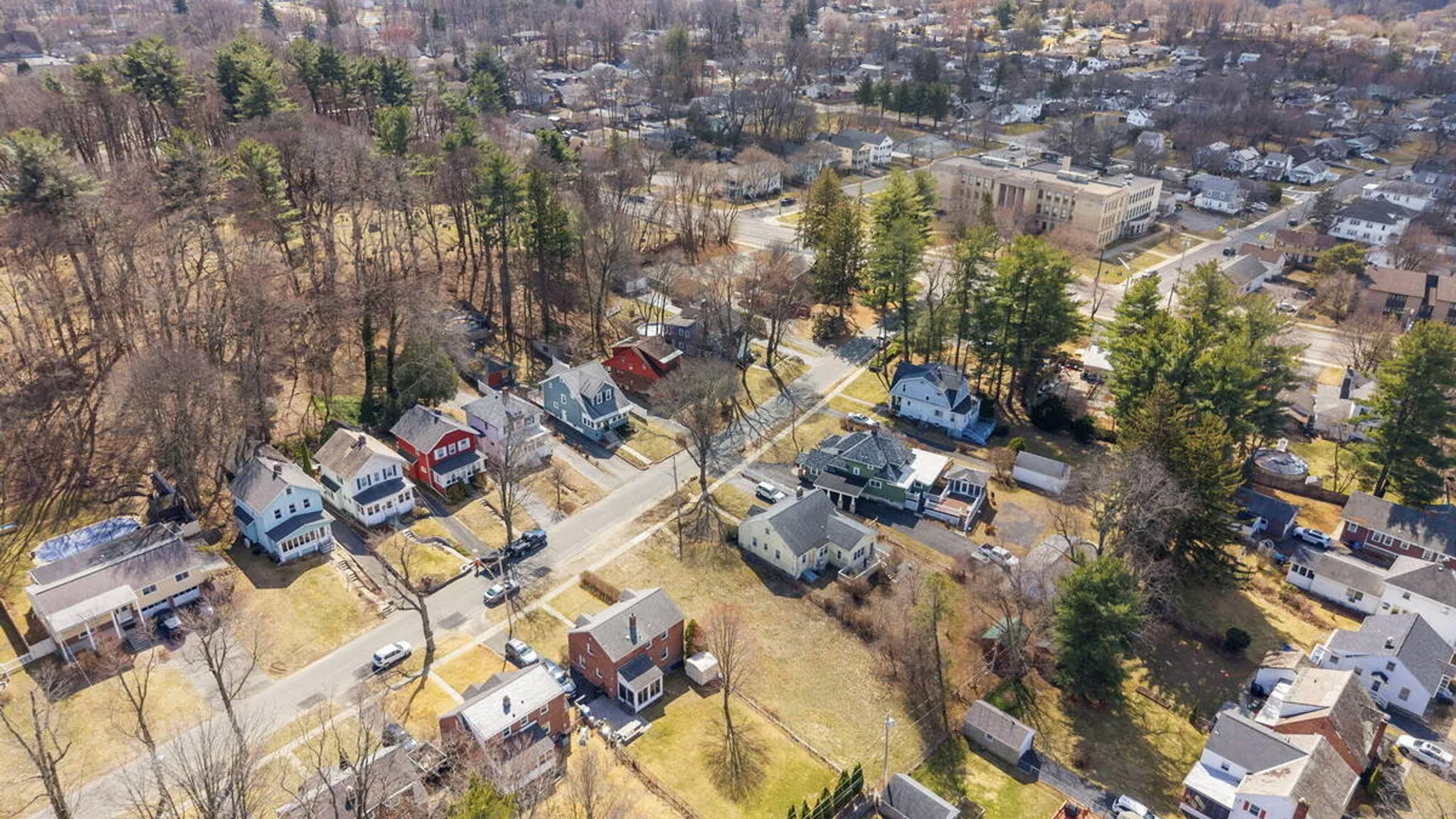 Property at 10 Oxford Road, Albany, NY 12203 4