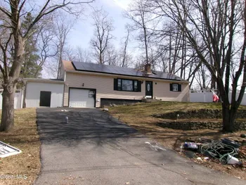 Property at 1 Gilmore Terrace, Guilderland, NY 12303