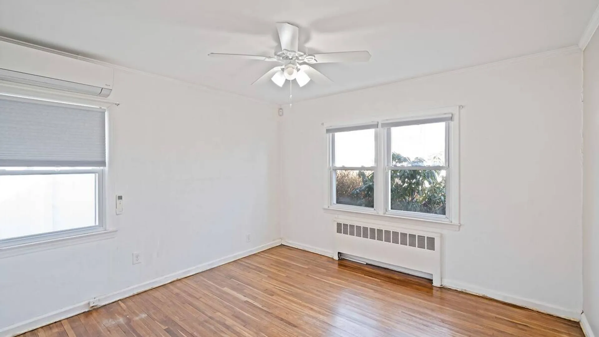 Property at 10 Clarence Street, Copiague, NY 11726 22