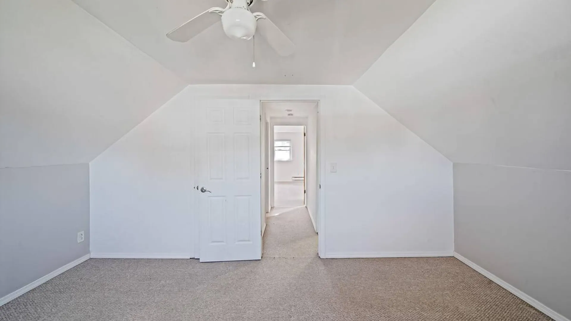 Property at 10 Clarence Street, Copiague, NY 11726 28