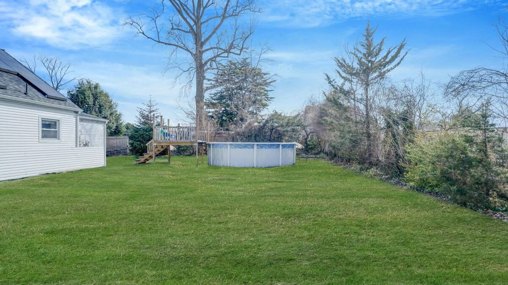 Property at 10 Clarence Street, Copiague, NY 11726 9