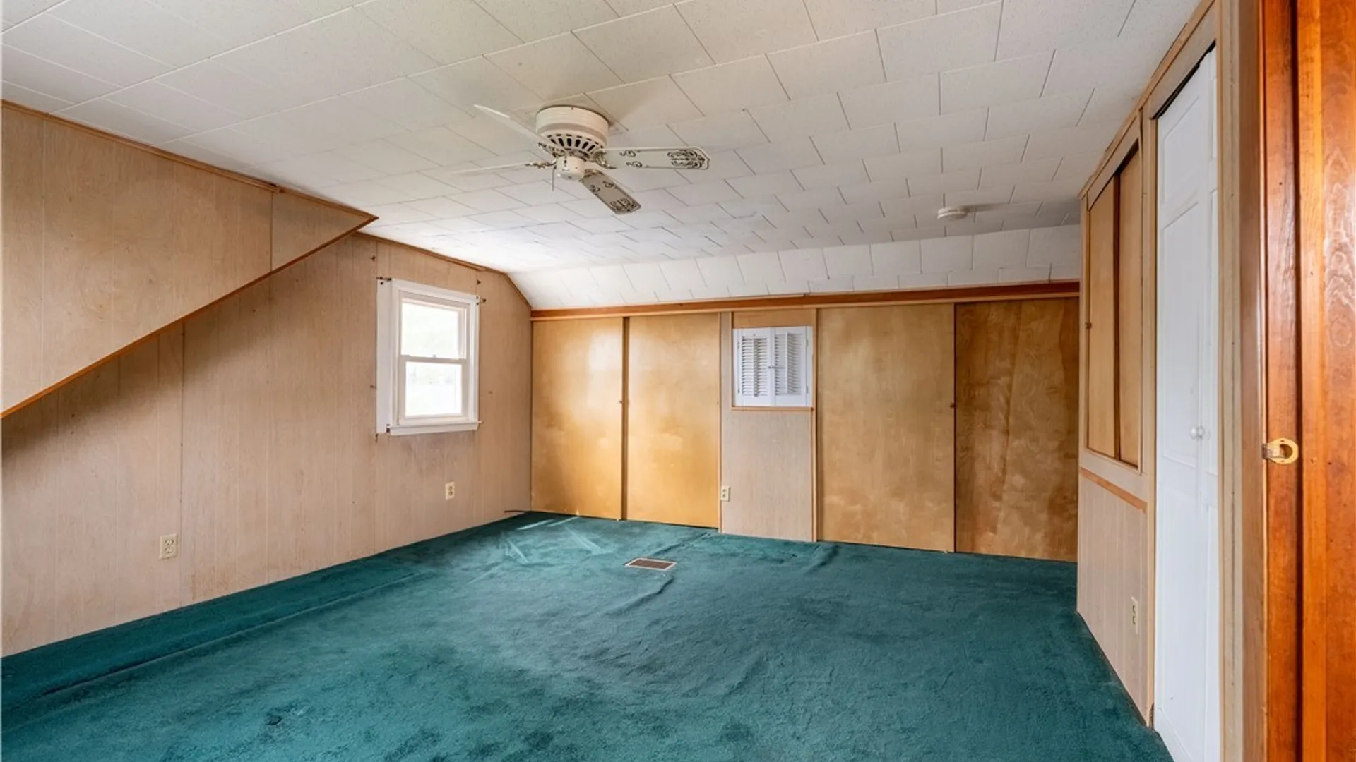 Property at 1715 Parker Boulevard, Tonawanda, NY 14150 18