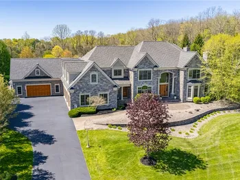 Property at 1 Carolina Drive, Mendon, NY 14534