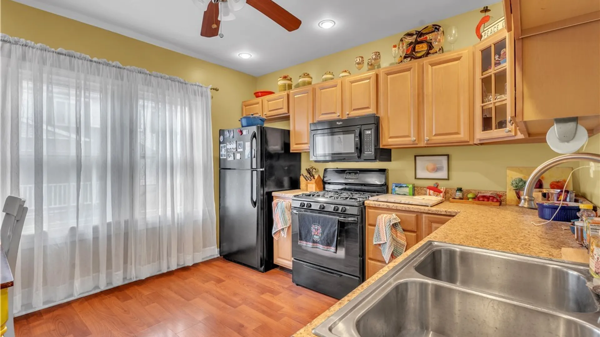 Property at 11 Oakhurst Avenue, Buffalo, NY 14220 16