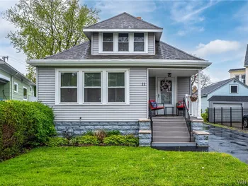 Property at 11 Oakhurst Avenue, Buffalo, NY 14220