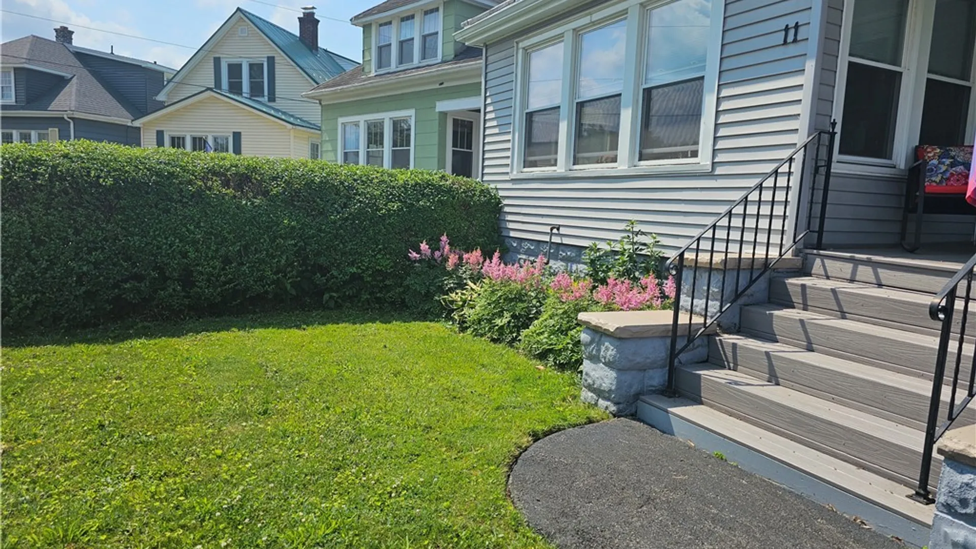 Property at 11 Oakhurst Avenue, Buffalo, NY 14220 3
