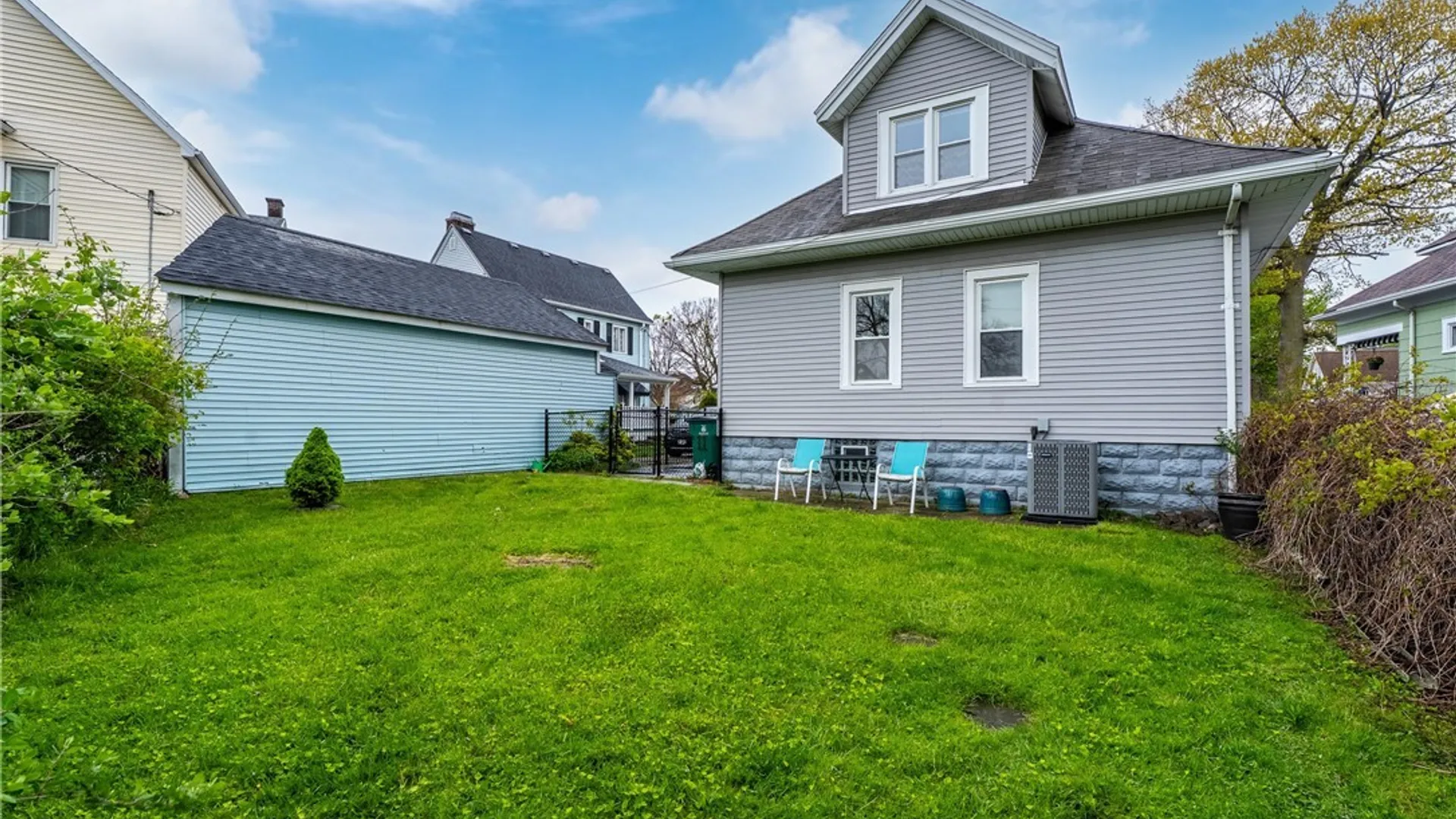 Property at 11 Oakhurst Avenue, Buffalo, NY 14220 39