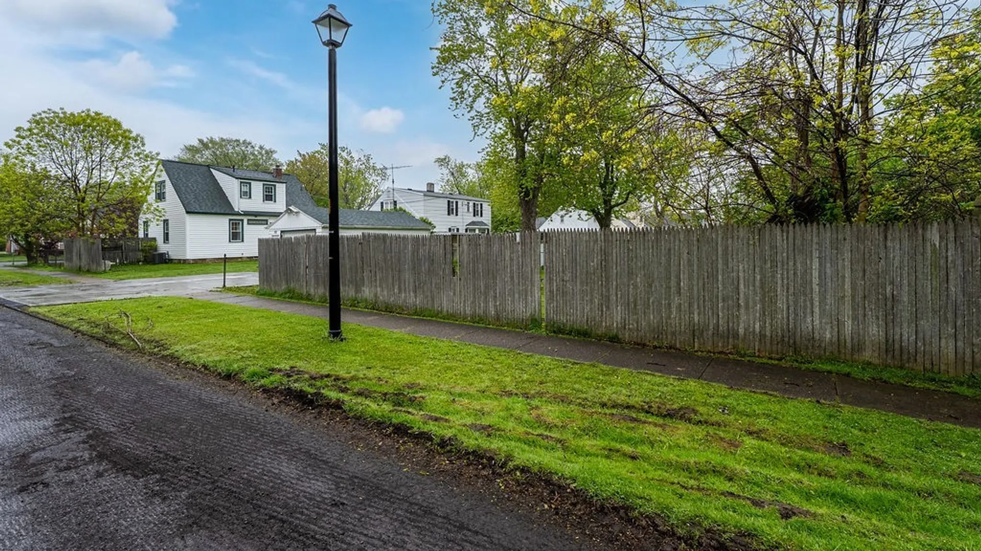 Property at 252 Oehman Boulevard, Cheektowaga, NY 14225 15