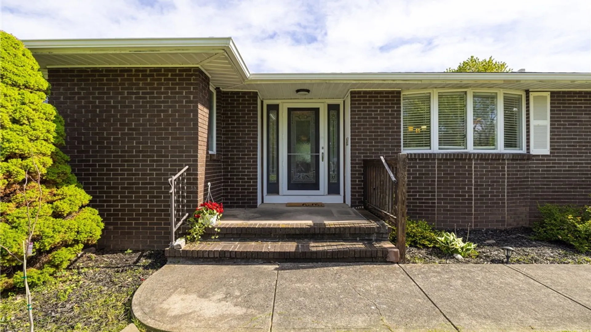 Property at 82 Firestone Drive, Gates, NY 14624 4