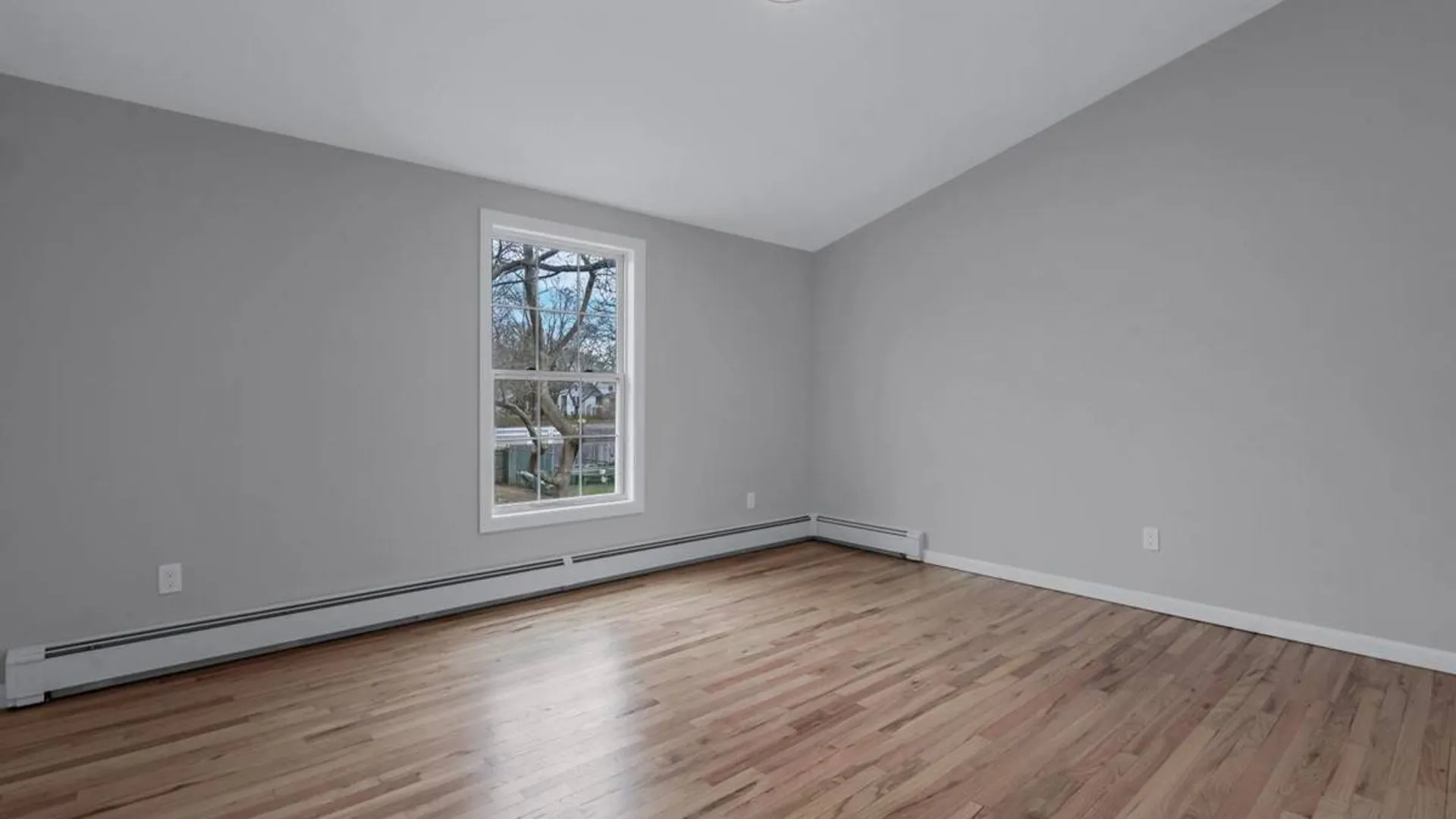 Property at 45 Magnolia Dr, Selden, NY 11784 20