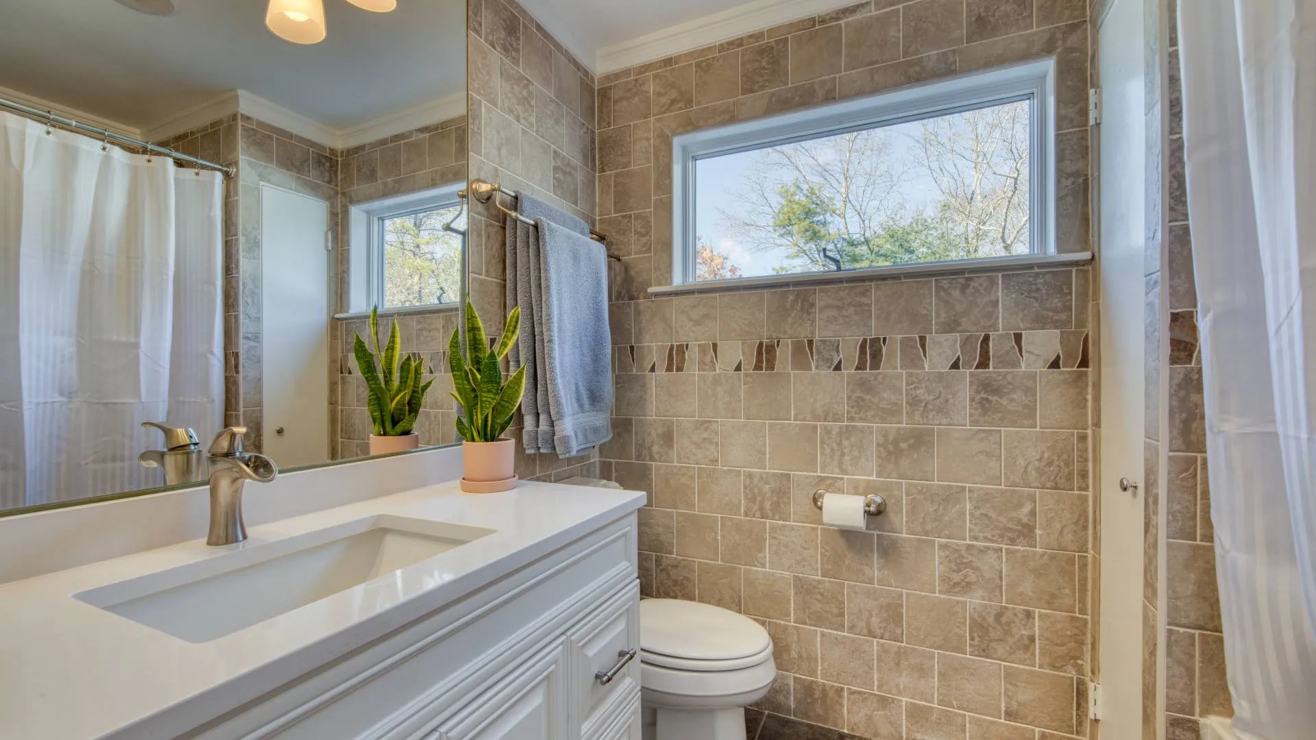 Property at 11 North Quarter Road, Westhampton, NY 11977 10