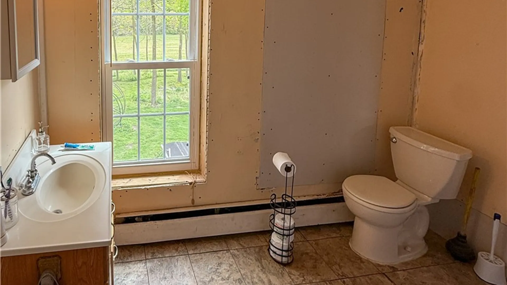 Property at 953 Howland Road, Manchester, NY 14548 27