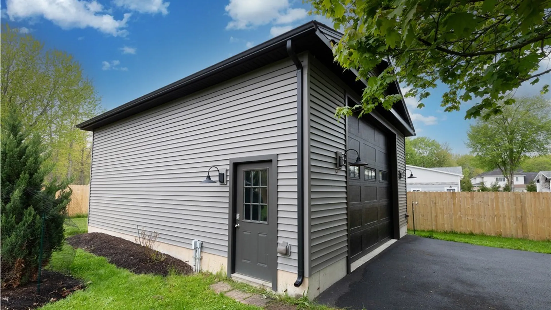 Property at 4950 East River Road, Grand Island, NY 14072 7