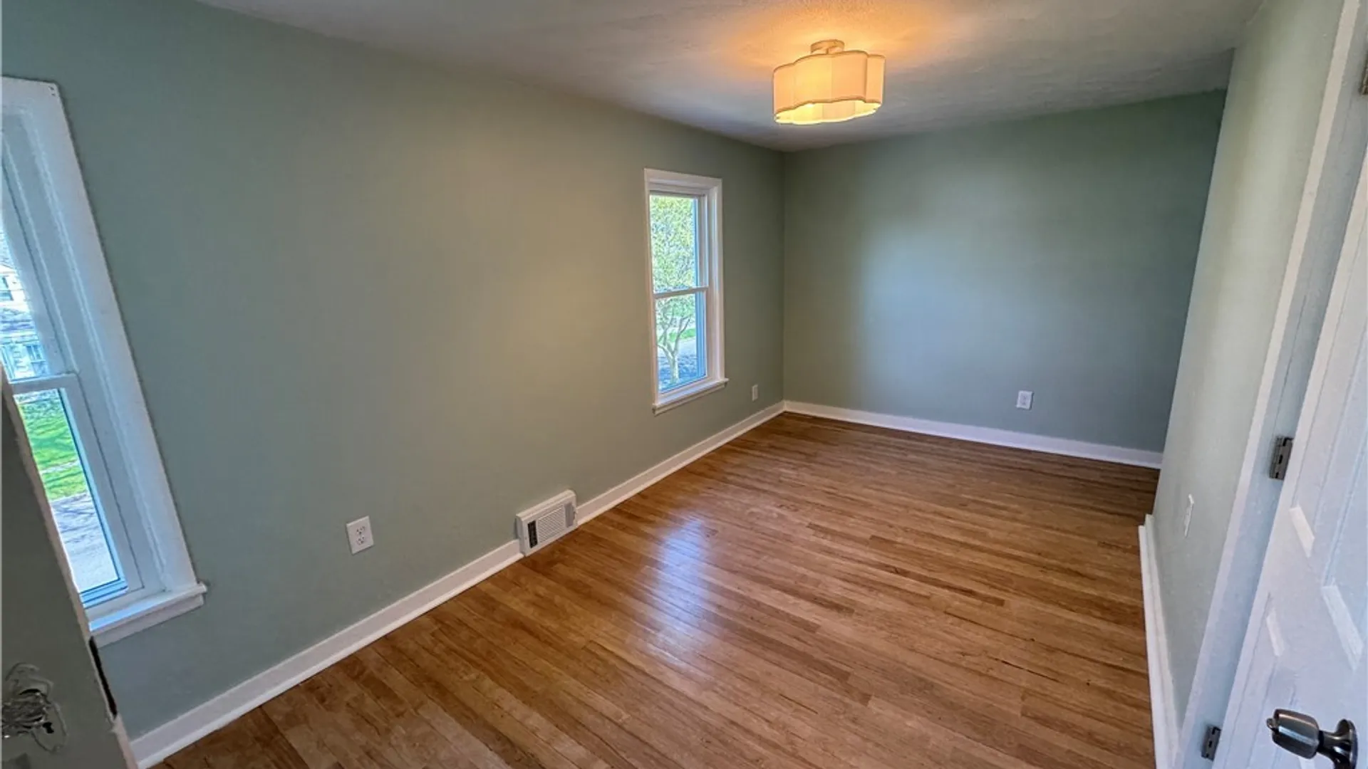 Property at 423 Wendell, Syracuse, NY 13203 13
