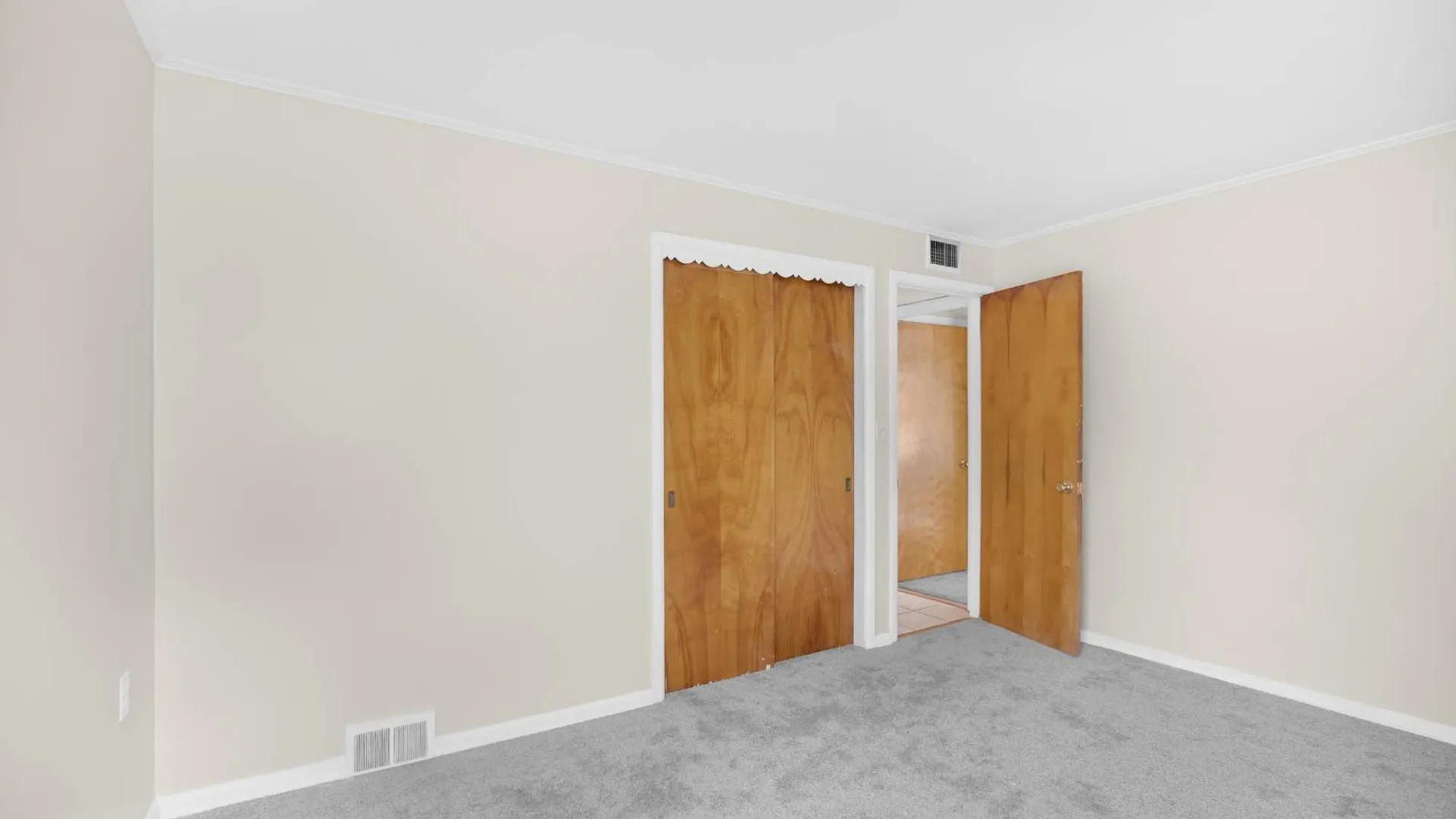 Property at 161 Doris Street, Port Ewen, NY 12466 11
