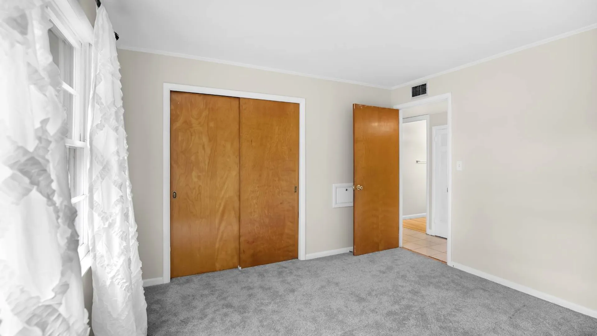 Property at 161 Doris Street, Port Ewen, NY 12466 16
