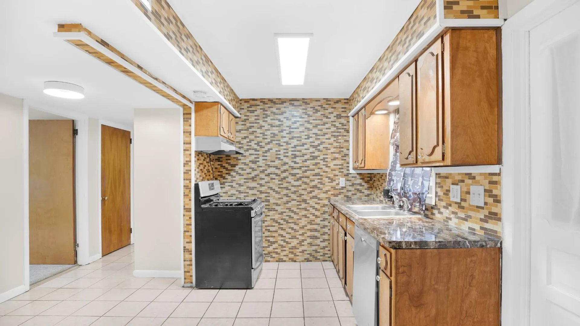 Property at 161 Doris Street, Port Ewen, NY 12466 17